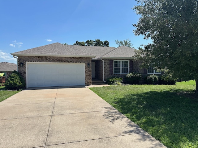 141 Jade Ct, Hollister, MO 65672 - photo 1