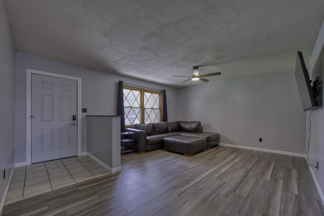 959 E Sayer St, Springfield, MO 65803 - photo 4