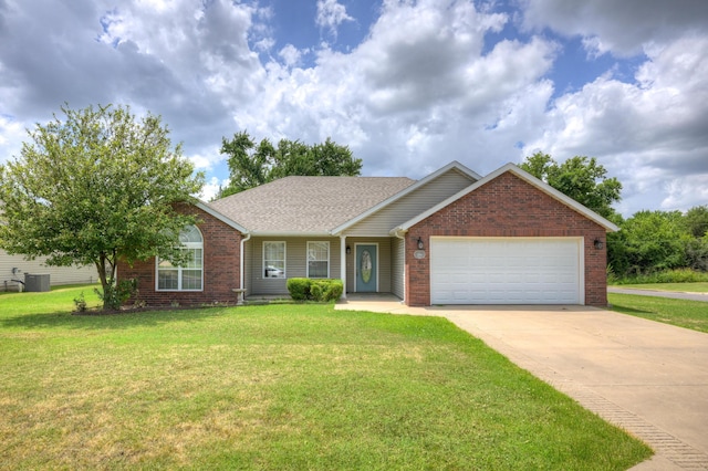 1504 Prier Ln, Webb City, MO 64870 - photo 1