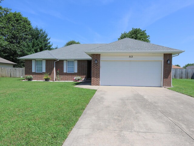 513 Osage Dr, Willard, MO 65781 - photo 1