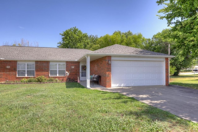 817 Wendy Ln, Carthage, MO 64836 - photo 1