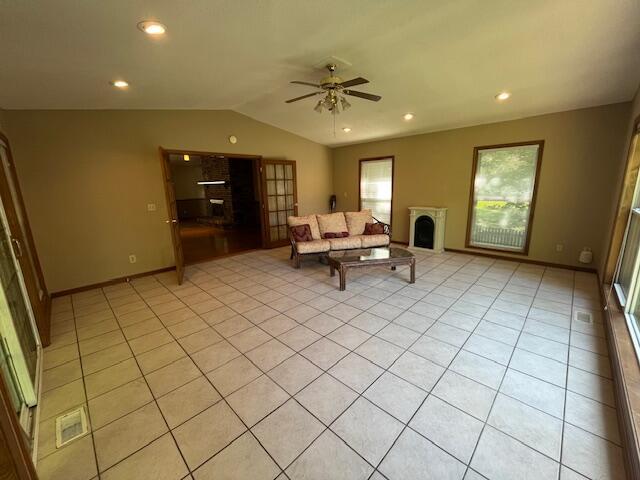 1111 Davis St, Cabool, MO 65689 - photo 11