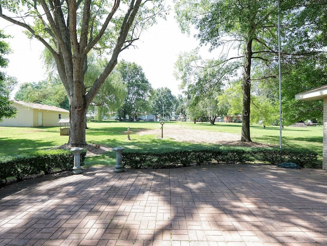 510 E Nottingham Ln, Springfield, MO 65810 - photo 45