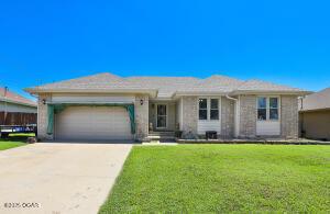 3120 S Newton Ave, Springfield, MO 65807 - photo 1