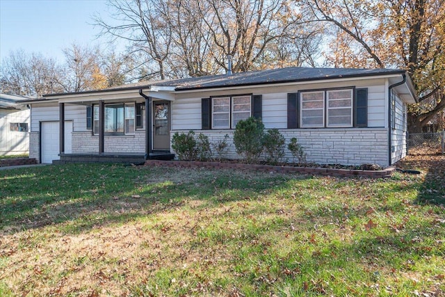 2918 E Bergman St, Springfield, MO 65802 - photo 2