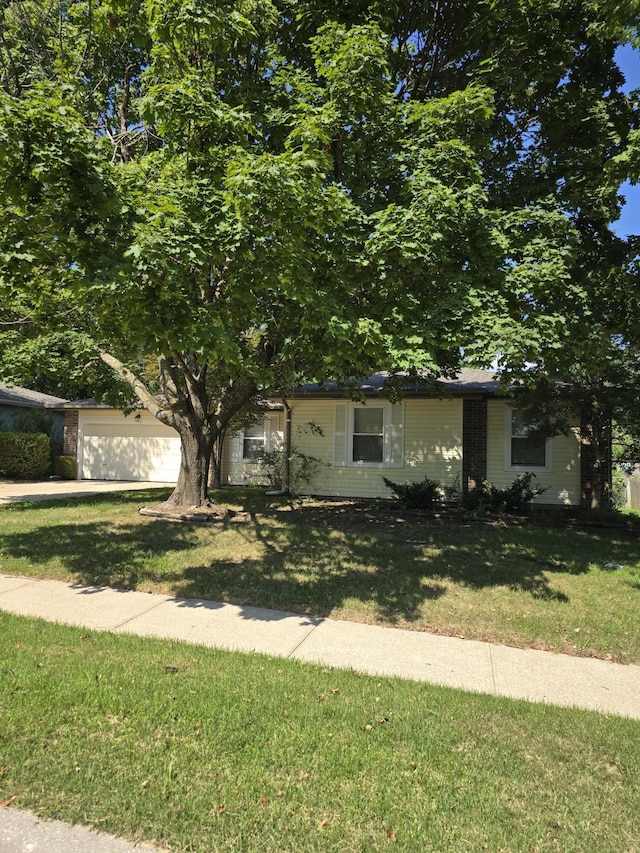 5783 S Franklin Ave, Springfield, MO 65810 - photo 1