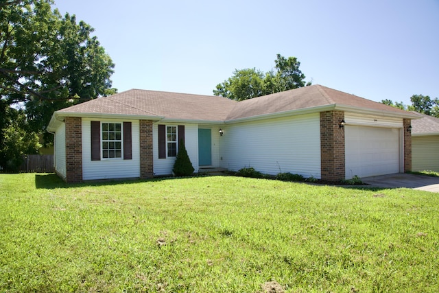 1044 S Missouri Ave, Springfield, MO 65807 - photo 1