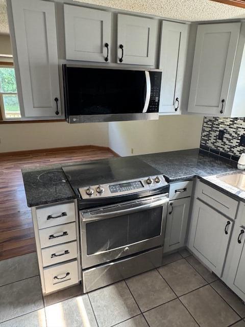 4553 W La Siesta St, Springfield, MO 65802 - photo 8