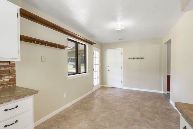 2222 W Nichols St, Springfield, MO 65802 - photo 13