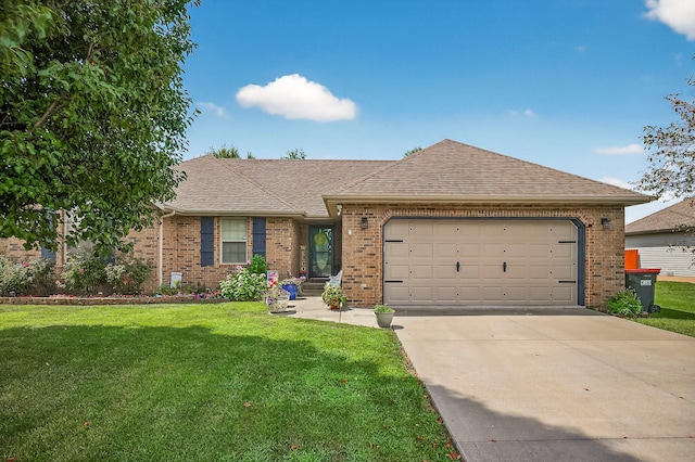 204 E Cypress St, Clever, MO 65631 - photo 3