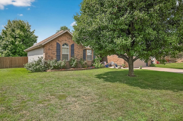 204 E Cypress St, Clever, MO 65631 - photo 2