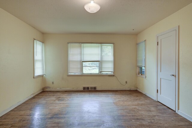 600 W Hickory St, Neosho, MO 64850 - photo 27