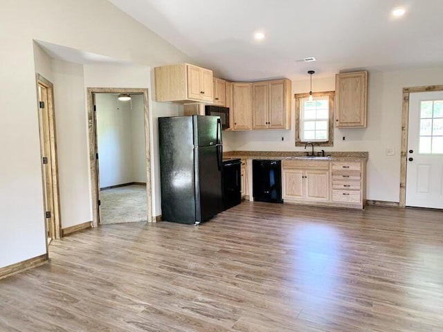 206 W Fields Blvd, El Dorado Springs, MO 64744 - photo 4