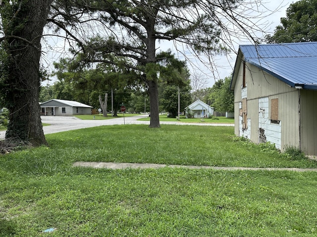226 S Dunnegan Ave, Bolivar, MO 65613 - photo 12