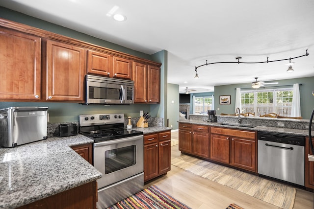 221 Quail Run Rd, Branson, MO 65616 - photo 2