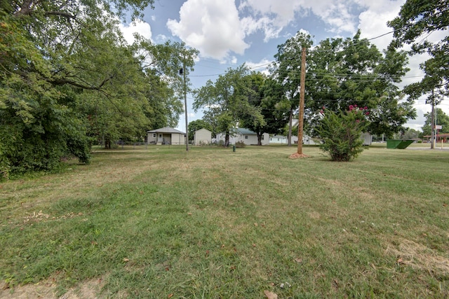109 E Hadley St, Aurora, MO 65605 - photo 28