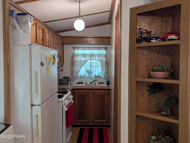 109 Woodpecker Ln, Shohola, PA 18458