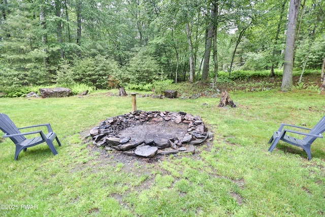 174 Laverne Dr, Dingmans Ferry, PA 18328 - view of grassy yard featuring an outdoor fire pit