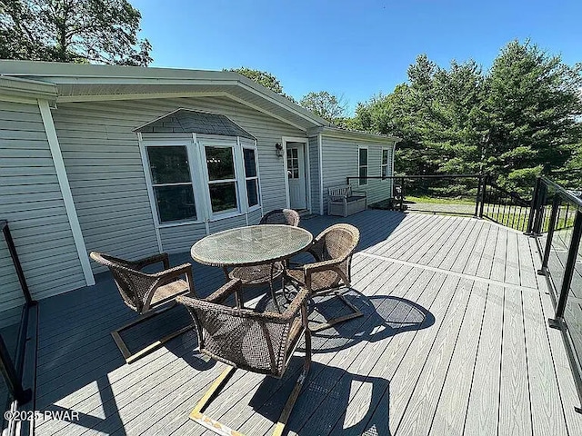 154 Plum Ln, Dingmans Ferry, PA 18328 - photo 2