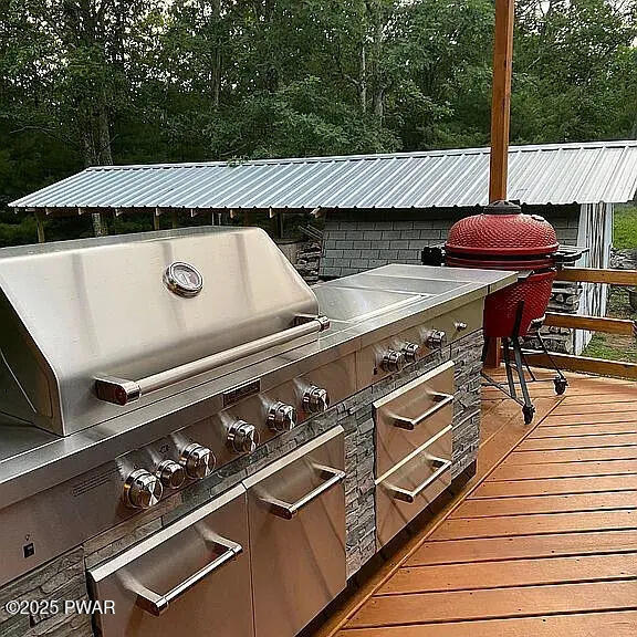 154 Plum Ln, Dingmans Ferry, PA 18328 - photo 7