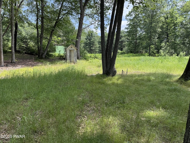 50 River Edge Ln, Beach Lake, PA 18405