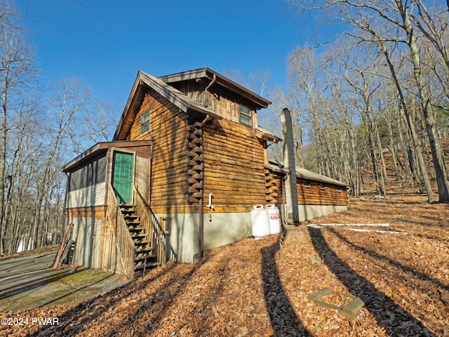 view of property exterior