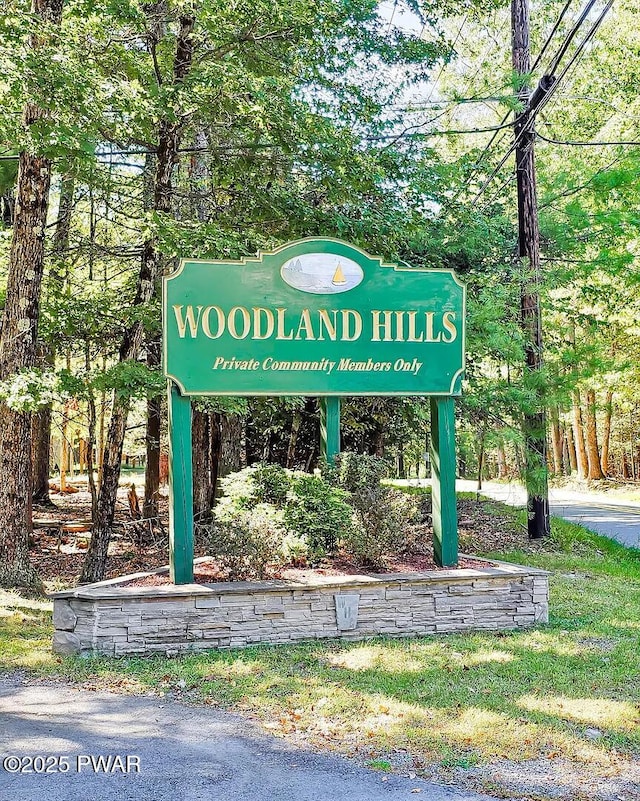 32 White Oak Dr, Lakeville, PA 18438 - view of community / neighborhood sign