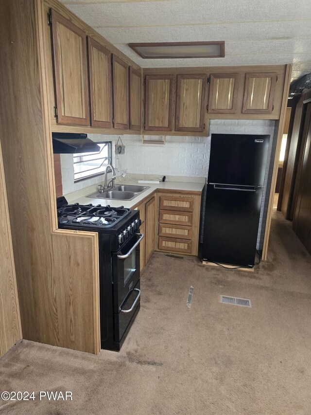 104 Shoshone Ct, Shohola, PA 18458