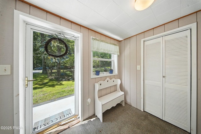 201 Oak Hill Rd, Hawley, PA 18428 - doorway featuring carpet