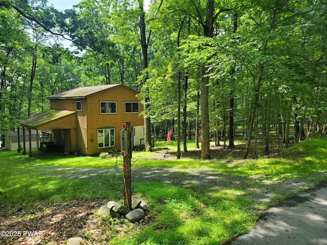 188 Forest Ridge Dr, Hawley, PA 18428 - view of side of home