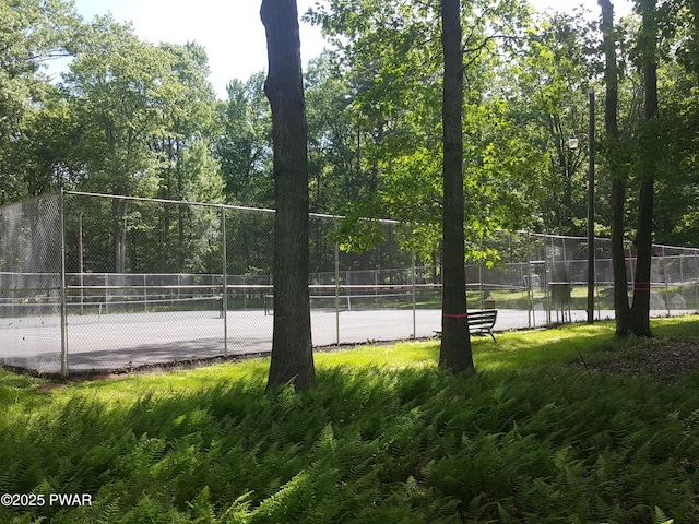 188 Forest Ridge Dr, Hawley, PA 18428 - view of tennis court