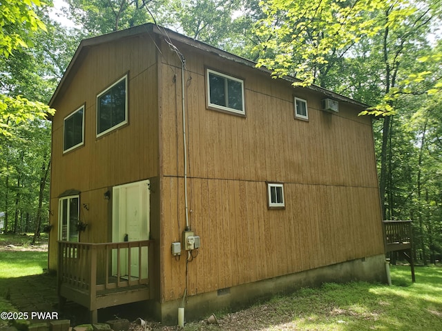 188 Forest Ridge Dr, Hawley, PA 18428 - view of home's exterior with crawl space