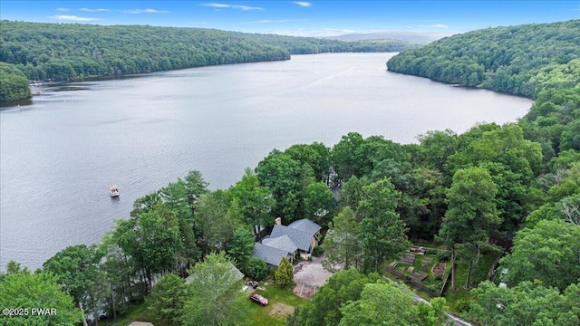 122 Waterfront Dr, Greentown, PA 18426 - aerial overview of property's location featuring a forest