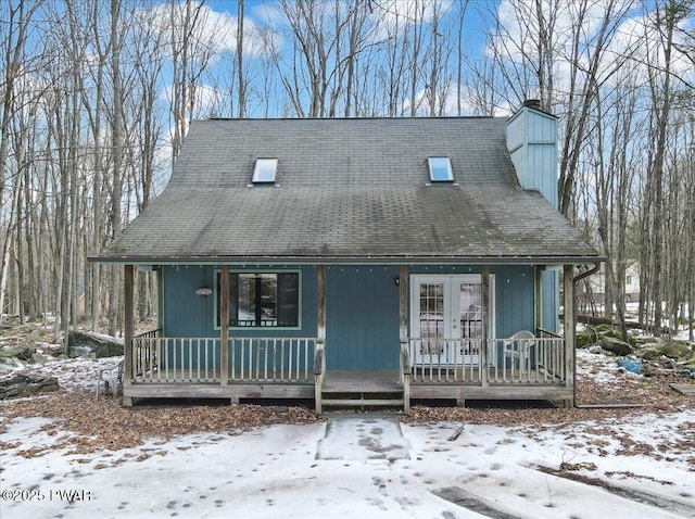 view of front facade with a porch