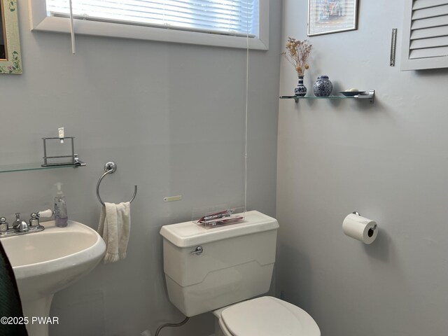 129 Waterview Dr, Lords Valley, PA 18428 - bathroom with toilet and a sink