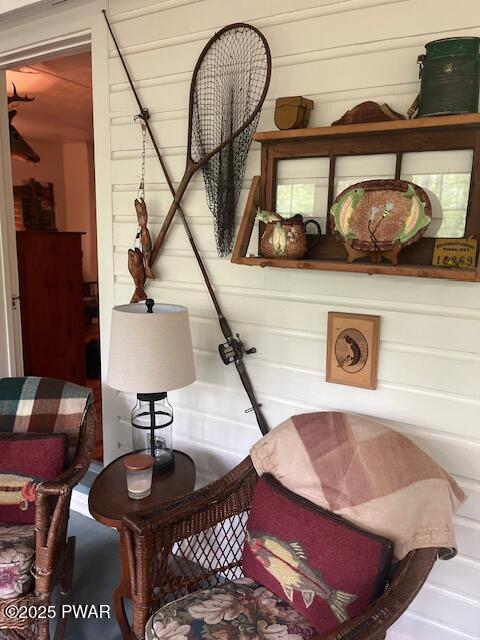 138 Lake Minisink Rd E, Dingmans Ferry, PA 18328 - view of sitting room