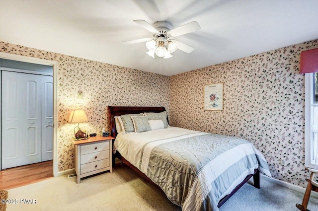 bedroom featuring a closet and ceiling fan