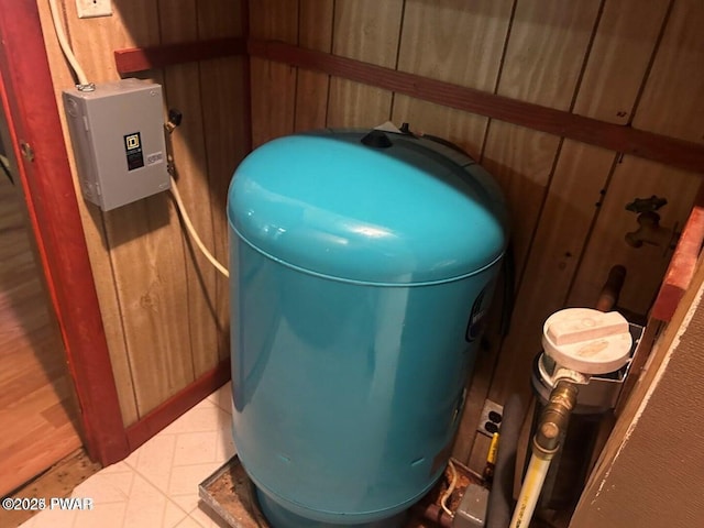 106 Chestnut Dr, Greentown, PA 18426 - view of utility room