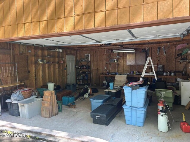 106 Chestnut Dr, Greentown, PA 18426 - view of garage
