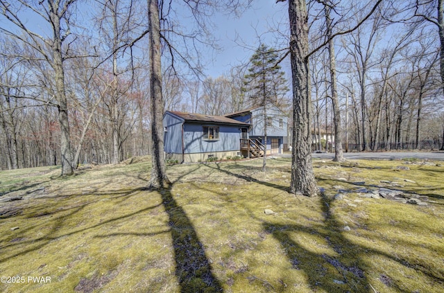 235 Oak Hill Rd, Hawley, PA 18428 - view of yard