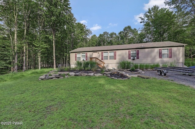 78 Orion Way, Lake Ariel, PA 18436 - manufactured / mobile home with a front lawn