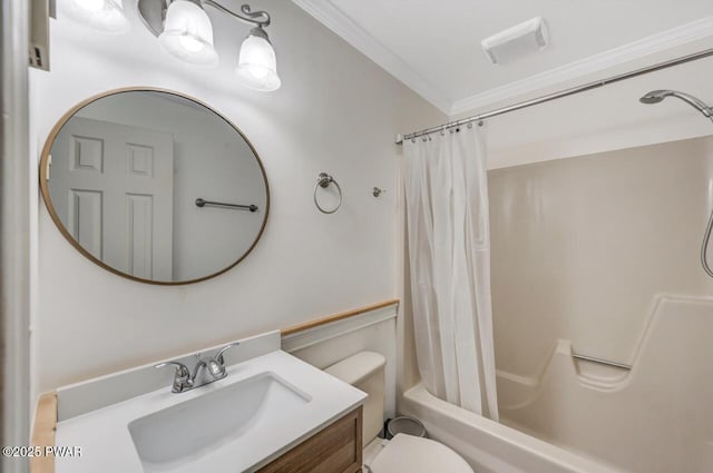 268 S Fairway Dr, Lake Ariel, PA 18436 - bathroom with vanity, shower / bath combo, and crown molding