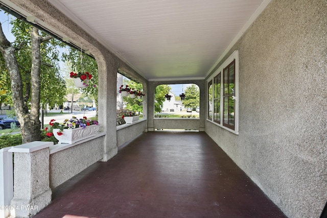 view of patio / terrace with covered porch