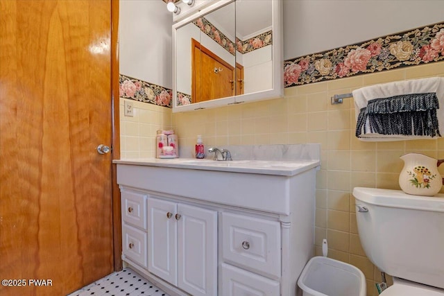 111 N Redwood Dr, Greentown, PA 18426 - bathroom featuring tile walls, toilet, and vanity