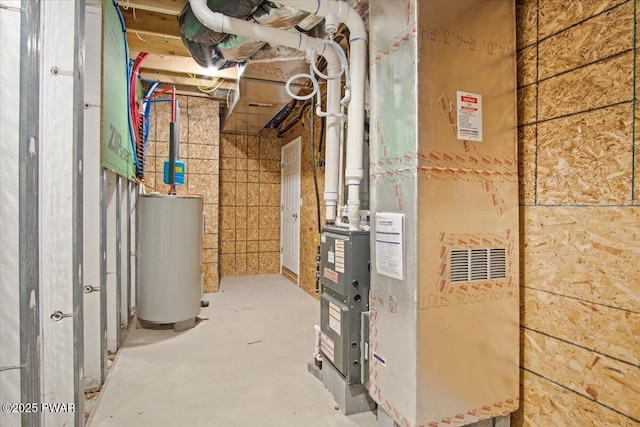 128 Copper Mountain Dr, Tafton, PA 18464 - utility room featuring water heater