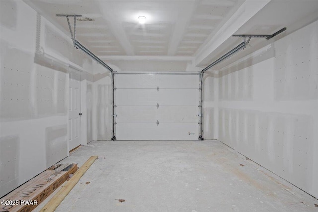 128 Copper Mountain Dr, Tafton, PA 18464 - view of garage