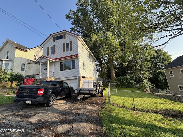 33 Maple Ave, Carbondale, PA 18407 - photo 1