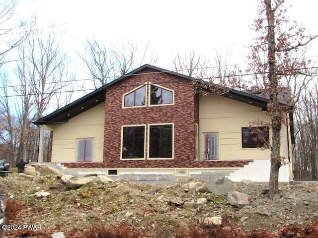 101 Appaloosa Dr, Lords Valley, PA 18428 - view of rear view of property