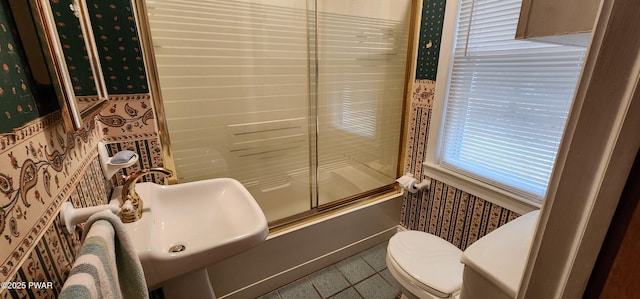 640 Rte 434, Shohola, PA 18458 - bathroom featuring wallpapered walls and bath / shower combo with glass door