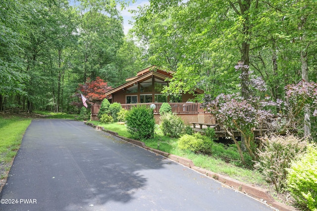 10 Cove Point Cir, Lakeville, PA 18438 - view of front of property featuring asphalt driveway and a deck